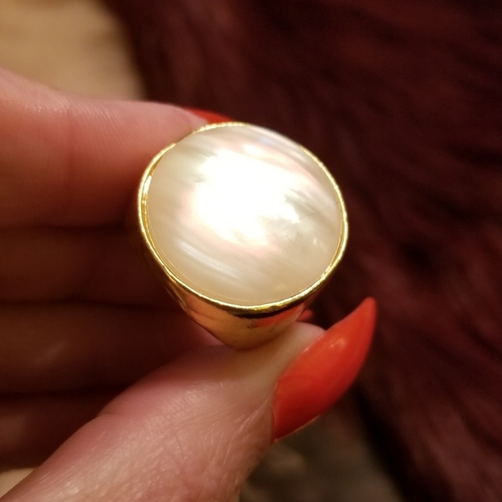 Mother Of Pearl Titanium Gold Plated Chunky Ring - Picture 2 of 16